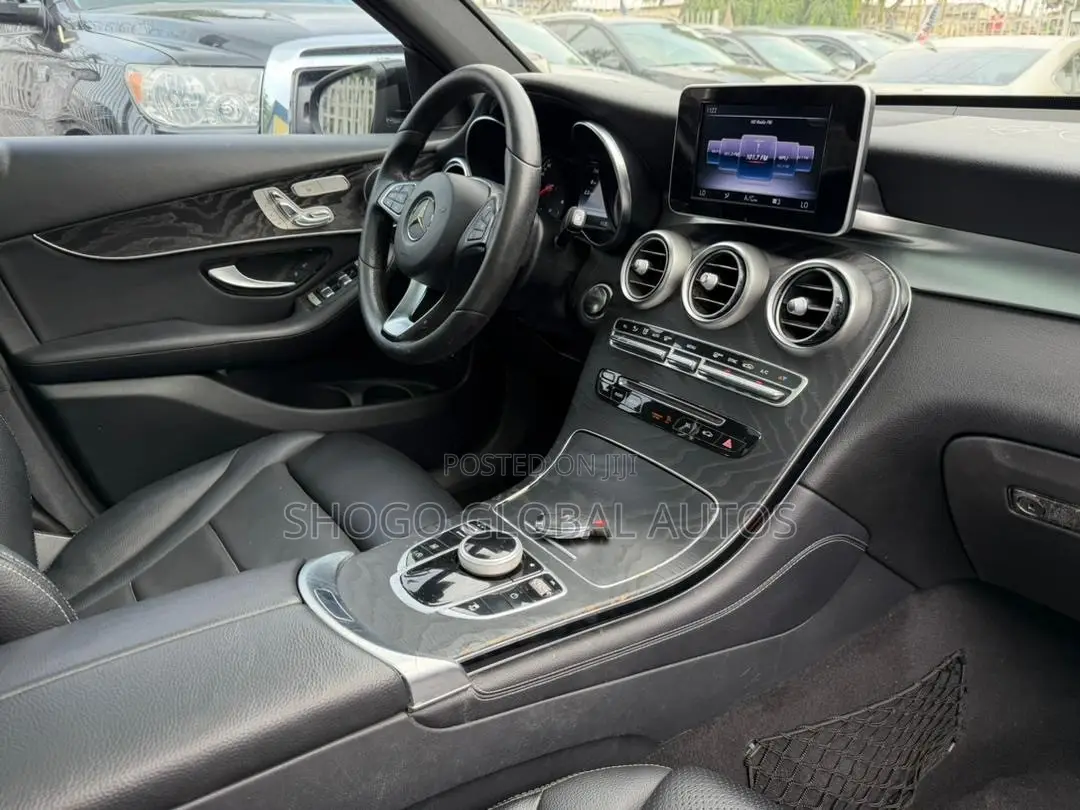 Mercedes-Benz GLC-Class 2016 Silver