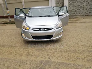 Hyundai Accent 2017 Silver
