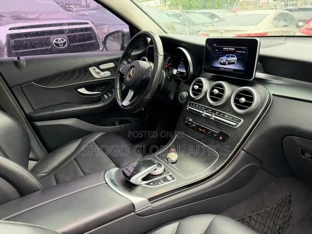 Mercedes-Benz GLC-Class 2017 Black