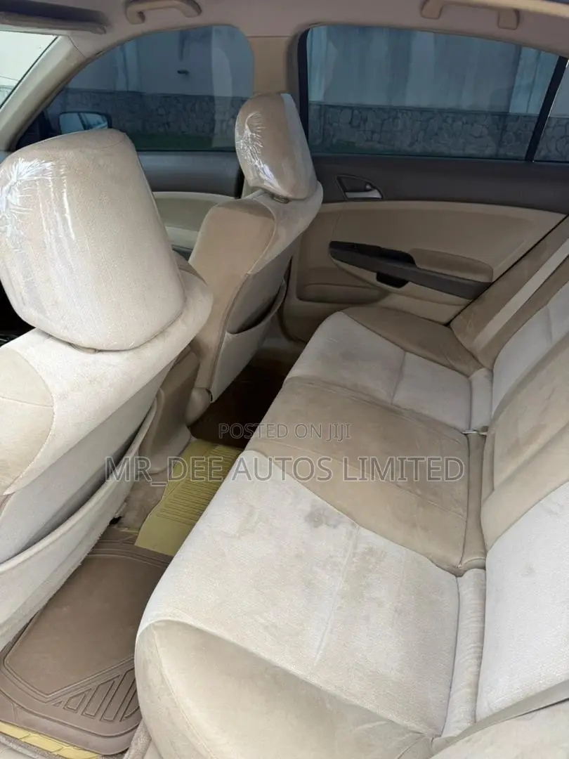Honda Accord 2009 Maroon