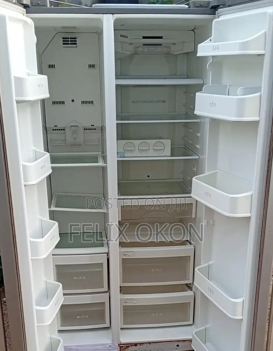 581 L Double Door Refrigerator - LG