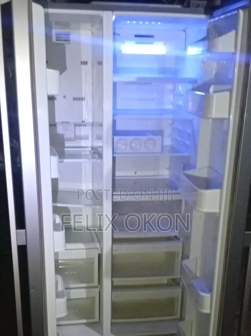 581 L Double Door Refrigerator - LG
