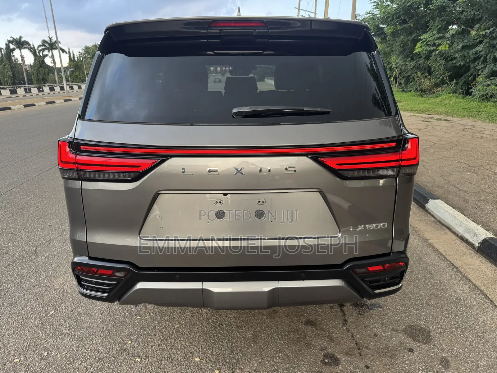Lexus LX 600 2023