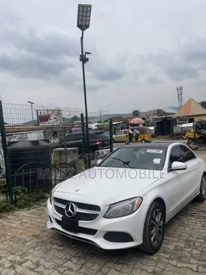 Mercedes-Benz C300 Luxury 4Matic Sedan AWD (2.0L 4cyl 7A) 2016 White