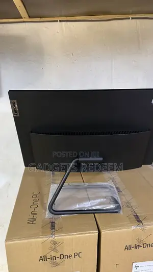 New Desktop Computer Lenovo ideacentre 310S 8GB Intel Core i5 SSD 256GB