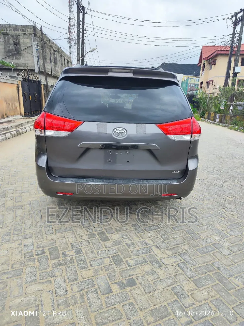 Toyota Sienna 2012 Gray