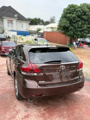 Toyota Venza XLE AWD V6 2013 Brown