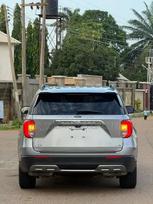Ford Explorer 2020 Gray