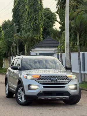 Ford Explorer 2020 Gray