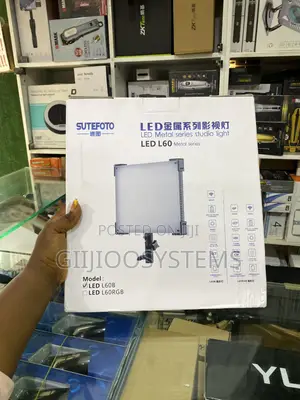 Sufefoto L60b Camera and Video Light