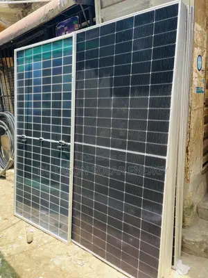 650w Canadian Solar Panel