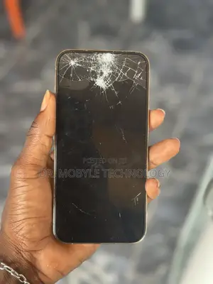 iPhone Screen Replacement Repair | iPhone 11–17 Pro Max