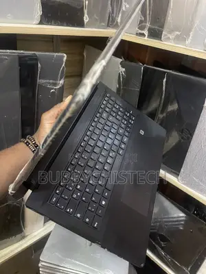 Laptop Lenovo IdeaPad Y560 8GB AMD HDD 500GB