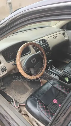 Honda Accord 2000 Brown