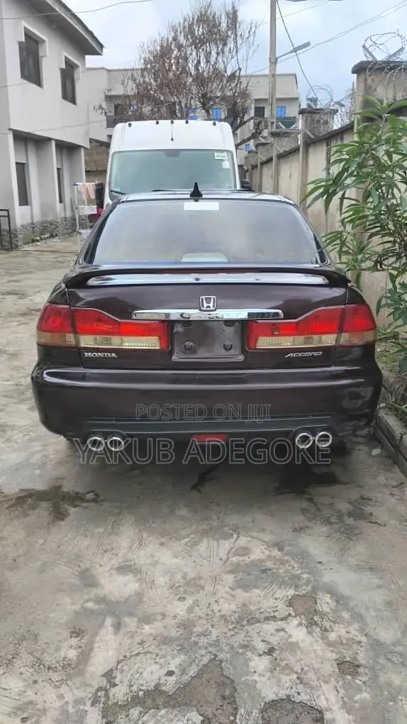 Honda Accord 2000 Brown