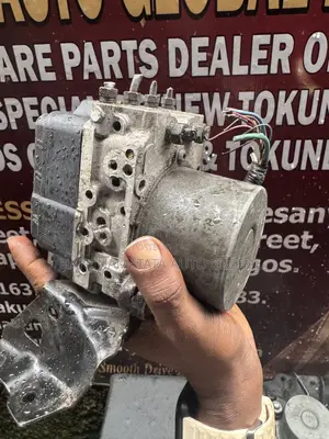 Lexus ES350 2013 ABS Brake Module – New Tokunbo Available