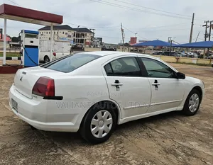 Mitsubishi Galant ES 2008 White