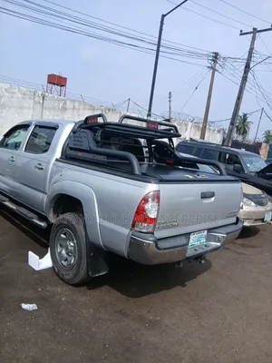 Rolling Cover and Rugged Bar Spoiler