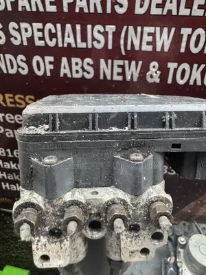 Toyota Tacoma 2011 ABS Brake Module – New Tokunbo Available
