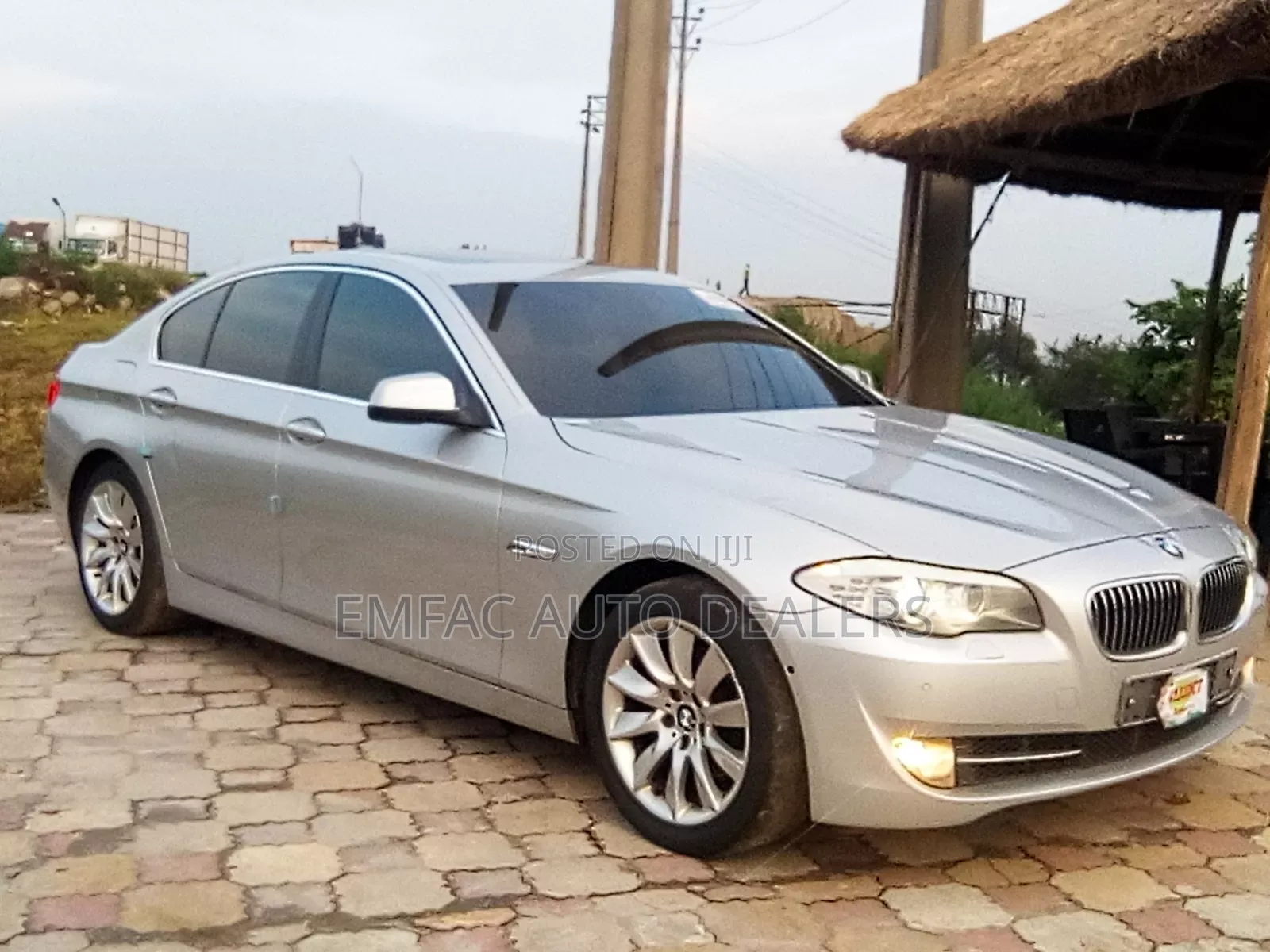 BMW 5 Series 528i 2012 Silver
