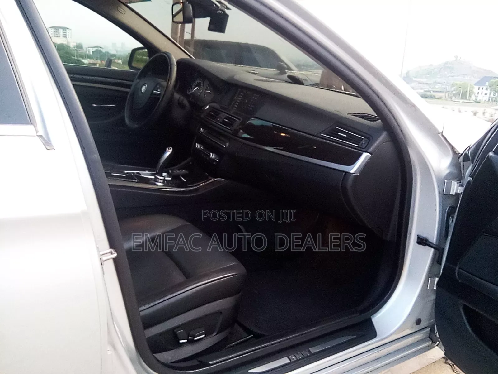 BMW 5 Series 528i 2012 Silver
