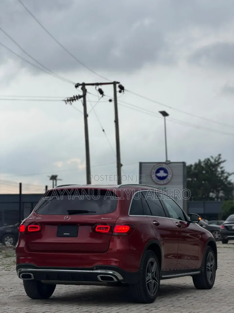 Mercedes-Benz GLC-Class 2021 Red