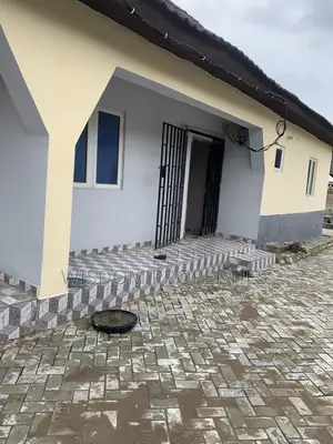 Furnished 2bdrm Apartment in Housing Estates, Kutunku for rent