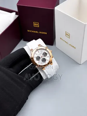 Feminine Micheal Kors Wristwatch