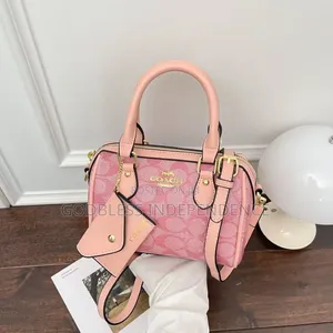 Women’s Luxury Signature-Style Handbag – Top Handle Crossbody