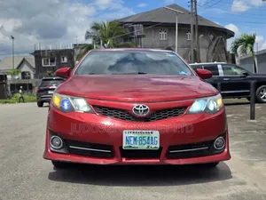 Toyota Camry 2014 Red