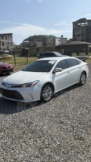 Toyota Avalon XLE Premium 4dr Sedan (3.5L 6cyl 6A) 2014 White