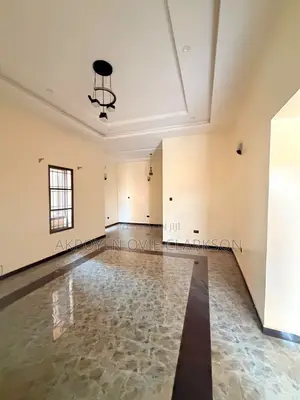 4bdrm Townhouse / Terrace in Jahi for rent