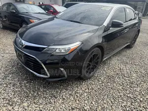 Toyota Avalon Touring Sedan FWD (3.5 6cyl 6A) 2017 Black