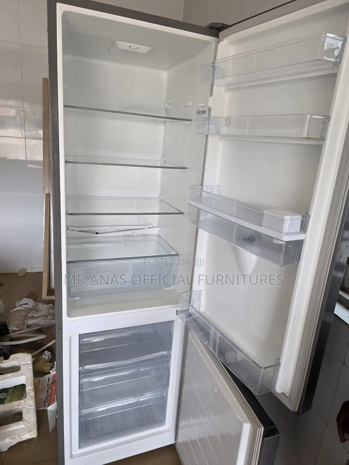 262L Hisense Double Door Fridge With Dispenser