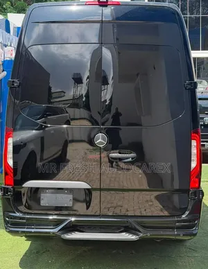 Mercedes-Benz Sprinter 2022 Black