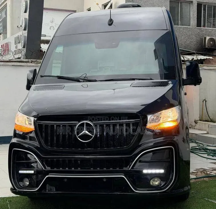 Mercedes-Benz Sprinter 2022 Black