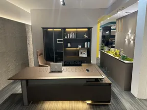 1.6mtr High Quality Luxury Executive Table With Led Lights