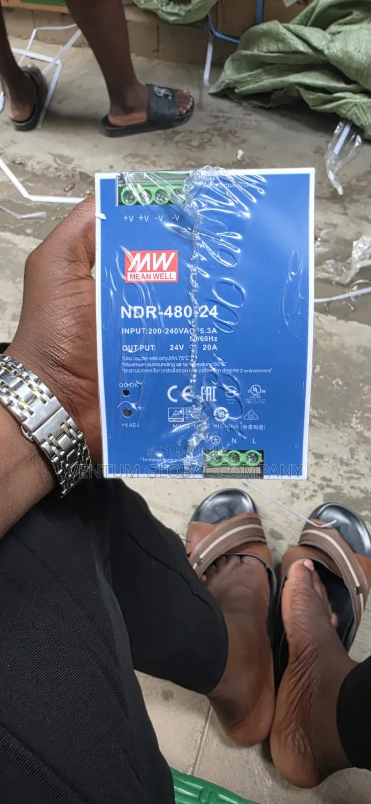 Power Supply or Battery Charger