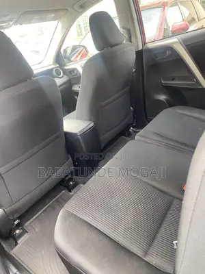 Toyota RAV4 LE 4dr SUV AWD (2.5L 4cyl 6A) 2015 Red