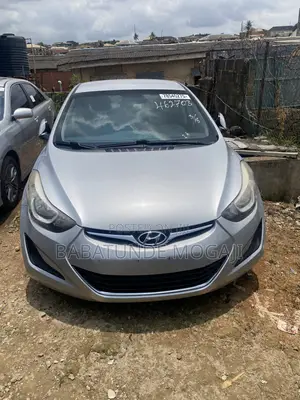 Hyundai Elantra SE 4dr Sedan (1.8L 4cyl 6A) 2014 Silver