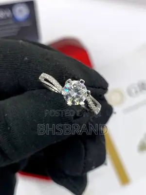 Moissanite Engagement Proposal Ring