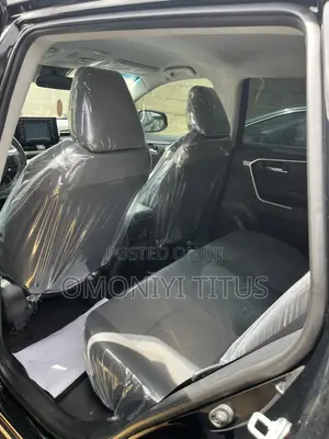 Toyota RAV4 XLE AWD 2020 Black