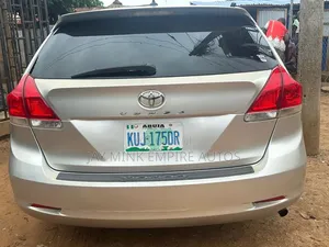 Toyota Venza 2012 Silver