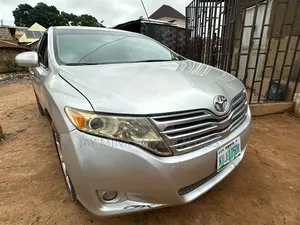 Toyota Venza 2012 Silver