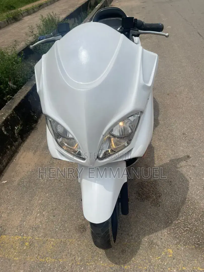 Honda Forza 2018 White