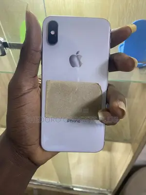 Apple iPhone X 64 GB White