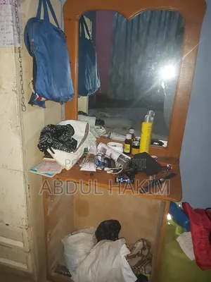 Make-Up Table Mirror