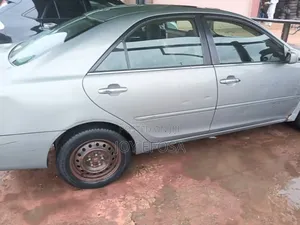 Toyota Camry 2006 Silver