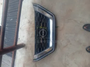 Front Grill Nissan Xtrail or Rouge T33
