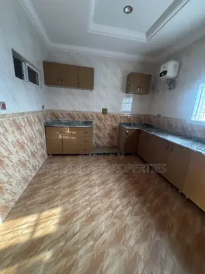 4bdrm Duplex in Life Camp for rent